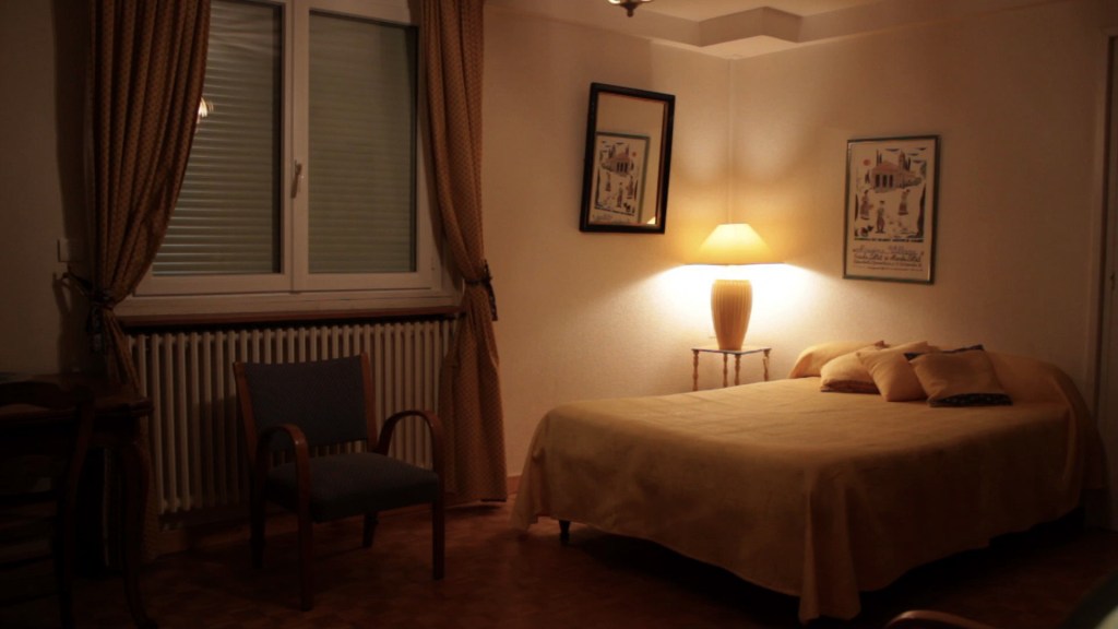 Extrait de film documentaire Apres la fete